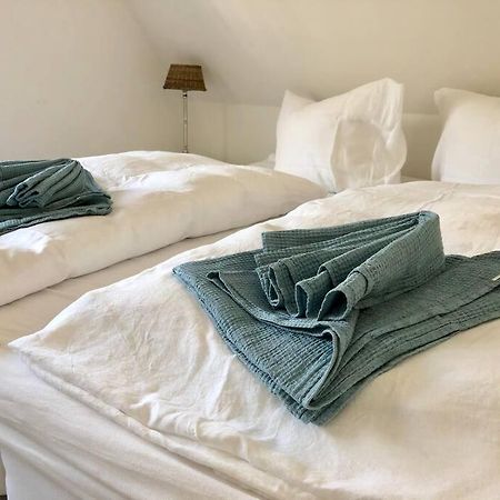 Reetdachhaus Seasons Mit Kamin & Sauna Groß Schwansee Kültér fotó